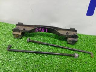 Фото запчасти крепление аккумулятора SUZUKI ESCUDO 2004 контрактная запчасть Запчасть крепление аккумулятора SUZUKI ESCUDO 2004