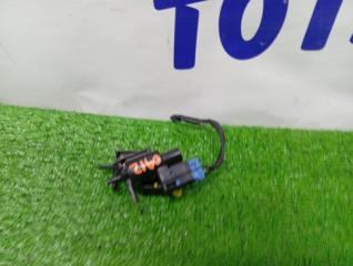 Фото запчасти вакуумник MAZDA PROCEED MARVIE 1997 контрактная запчасть Запчасть вакуумник MAZDA PROCEED MARVIE 1997