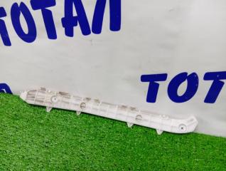 Запчасть крепление бампера заднее левое TOYOTA VOXY 2011