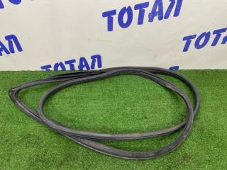 Запчасть уплотнение дверное переднее правое HONDA STREAM 2007