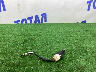 Фото запчасти концевик под педаль тормоза TOYOTA PASSO SETTE 2009 контрактная запчасть Запчасть концевик под педаль тормоза TOYOTA PASSO SETTE 2009