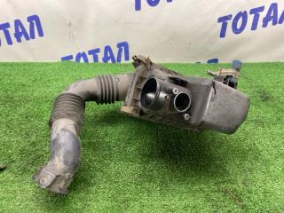 Корпус воздушного фильтра TOYOTA SIENTA 2004