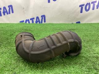 Запчасть патрубок воздушного фильтра TOYOTA SIENTA 2004