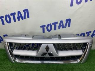 Фото запчасти решетка радиатора MITSUBISHI PAJERO 2006 Б/У запчасть Запчасть решетка радиатора MITSUBISHI PAJERO 2006