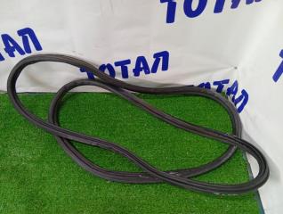 Уплотнительная резинка багажника NISSAN X-TRAIL 2006