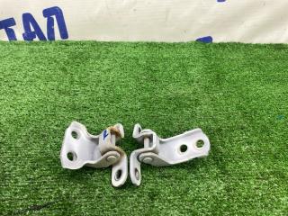 Запчасть петля двери правая TOYOTA ISIS 2011