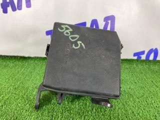 Запчасть блок предохранителей под капот TOYOTA VOXY 2014