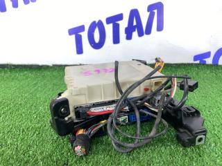 Запчасть блок предохранителей TOYOTA VOXY 2011