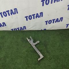 Фото запчасти планка телевизора TOYOTA COROLLA FIELDER 2007 контрактная запчасть Запчасть планка телевизора TOYOTA COROLLA FIELDER 2007