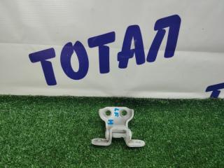 Запчасть петля двери передняя левая TOYOTA RACTIS 2009
