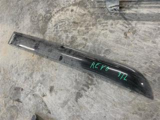 Ветровик Toyota Hilux Pick Up 2015-2020 2015