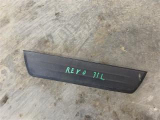 Запчасть накладка порога внутренняя задняя левая Toyota Hilux Pick Up 2015-2020 2015