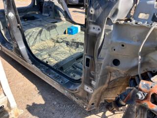 Порог кузовной правый Hyundai Ix35 2012 контрактная Порог кузовной правый Hyundai Ix35 2012