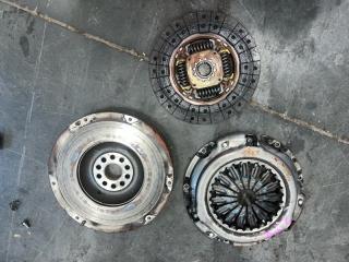 Маховик Toyota Hilux Pick Up 2021 2021 контрактная Маховик Toyota Hilux Pick Up 2021 2021