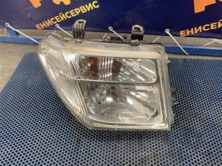 Фара передняя правая Nissan Navara D40 2008