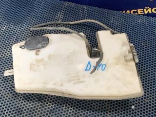 Запчасть бачок омывателя Nissan Terrano 2021