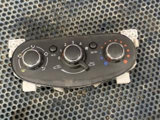 Блок управления климат контролем Nissan Terrano 2021