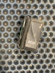 Запчасть кнопка eco Nissan Terrano 2021