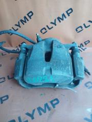 Суппорт передний правый TOYOTA PRIUS ALPHA 2011