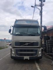 Шарнир двери левый VOLVO FH13 контрактная Шарнир двери левый VOLVO FH13