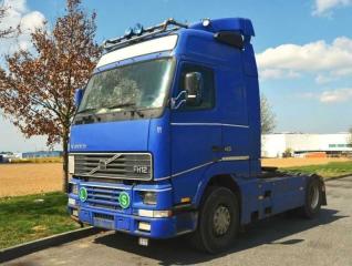 Запчасть сидение VOLVO FH12 2000