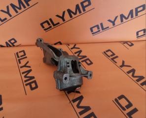 Опора двигателя левая AUDI A4 2010 8K CDH 8R0198381C контрактная