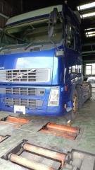 Подкрылок передний правый VOLVO FH12 2004 контрактная Подкрылок передний правый VOLVO FH12 2004