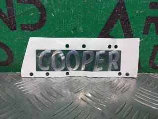 Запчасть эмблема Mini Hatch 2013-нв