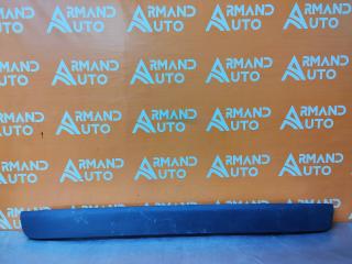 Запчасть накладка двери багажника нижняя Toyota RAV4 2018-нв