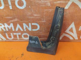 Запчасть брызговик задний правый Toyota Rav4 2015-2019