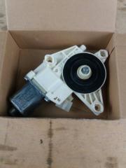 Мотор стеклоподъемника правый Mercedes-Benz C-class E-class