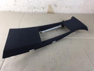 Обшивка центральной стойки левая Mercedes-Benz E-class