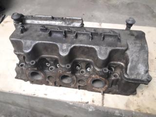 Головка блока цилиндров правая Mercedes-Benz E-Class