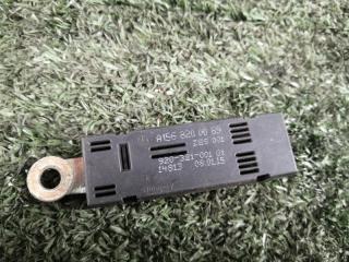 Запчасть антенный усилитель Mercedes-Benz A-class