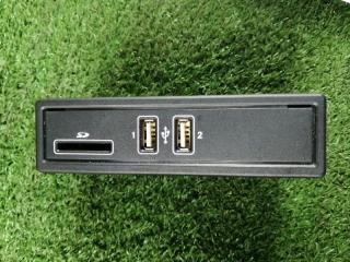 Разъём USB Mercedes-Benz GLC-class 2017