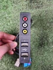 Разъём USB Mercedes-Benz S-class
