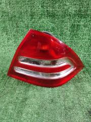 Фонарь правый Mercedes-Benz C-class 2002 Б/У Фонарь правый Mercedes-Benz C-class 2002