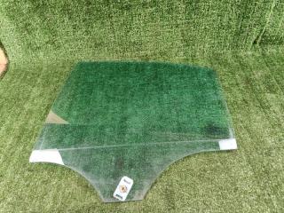 Стекло двери заднее левое Mercedes-Benz C-class 2002