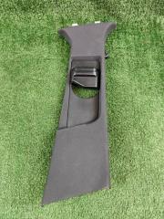 Обшивка центральной стойки правая Mercedes-Benz E-class 2013