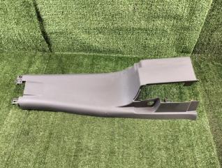 Обшивка центральной стойки правая Mercedes-Benz Vito 2005