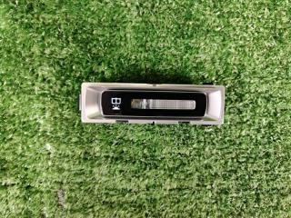 Запчасть плафон освещения салона задний правый Mercedes-Benz C-class 2023