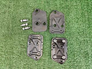 Запчасть кронштейн компрессора пневмоподвески Mercedes-Benz C-class 2023