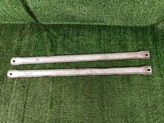 Запчасть кронштейн шумоизоляции моторного отсека Mercedes-Benz C-class 2023