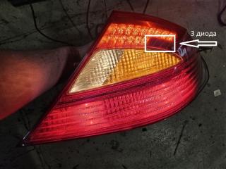 Фонарь задний правый Mercedes-Benz CLS-class 2005 Б/У Фонарь задний правый Mercedes-Benz CLS-class 2005