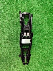 Кронштейн ручки двери передний правый Mercedes-Benz E-class
