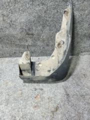 Запчасть брызговик передний правый Honda CR-V 3