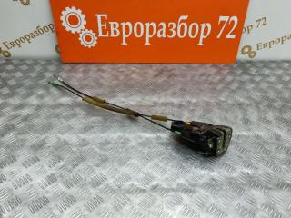 Запчасть замок двери задний правый Toyota Camry