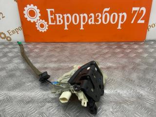 Замок двери передний правый Audi Q3