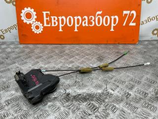 Замок двери передний левый Toyota Camry
