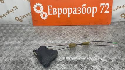 Запчасть замок двери передний левый Toyota Camry